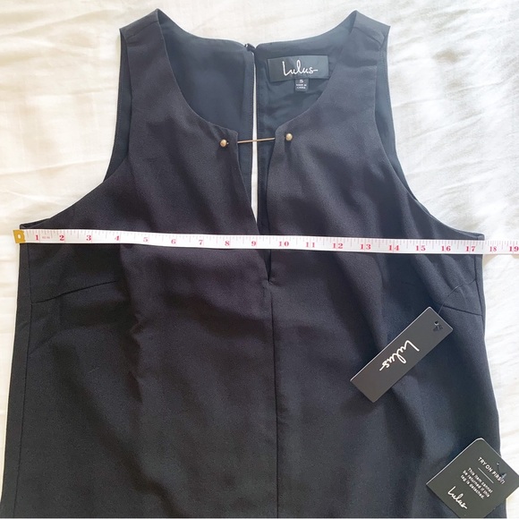 NWT Lulus Near to Bar Black Shift Dress Flowy Sleeveless V-Neck size small - Picture 8 of 10